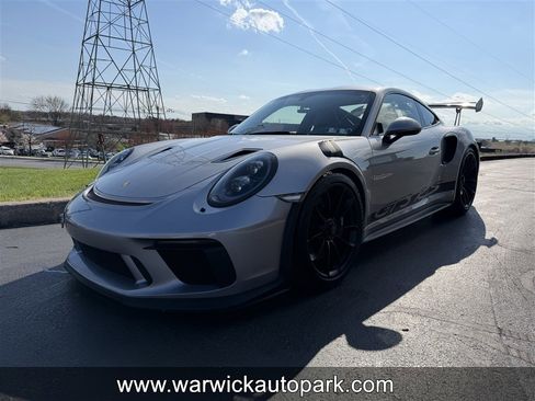 Used 2019 Porsche 911 GT3 RS image 5