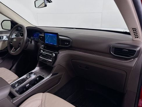 Used 2021 Ford Explorer Platinum w/ Equipment Group 601A image 33