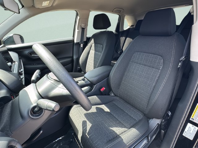 Certified 2026 Honda HR-V LX image 11
