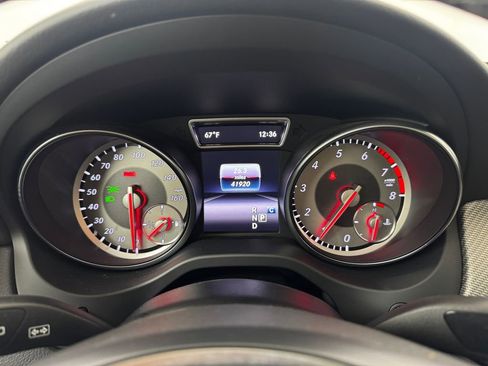 Used 2017 Mercedes-Benz GLA 250 4MATIC image 23