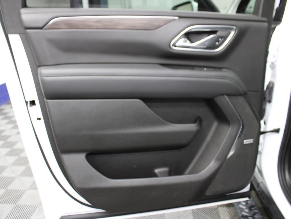 Used 2021 Chevrolet Suburban Z71 AWD/4WD image 62