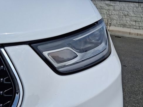 Used 2025 Chrysler Pacifica Select FWD image 9