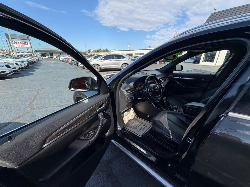 Used 2016 BMW X1 xDrive28i AWD/4WD image 25