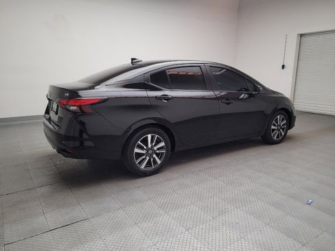 Used 2021 Nissan Versa SV image 10