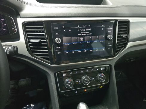 Used 2023 Volkswagen Atlas Cross Sport SE w/ Black Wheel Package FWD image 24