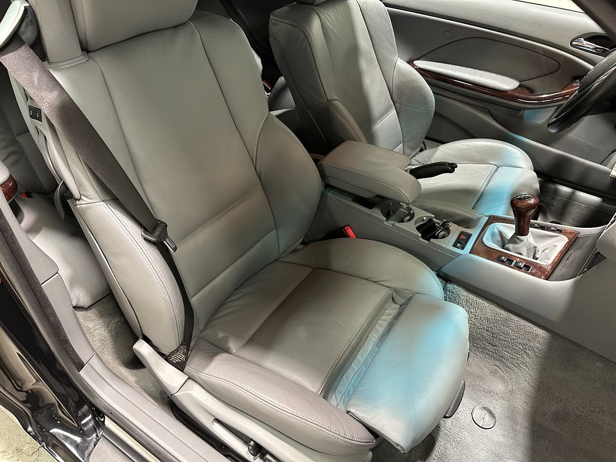 Used 2001 BMW 330Ci Convertible RWD image 9