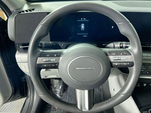 Used 2025 Hyundai Kona SEL image 15