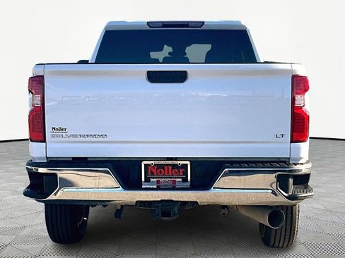 Used 2024 Chevrolet Silverado 2500 LT image 4