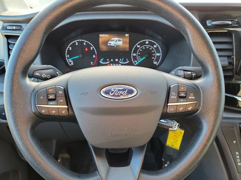 Used 2023 Ford Transit 350 XLT image 18