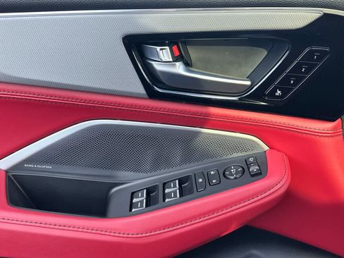 Used 2025 Acura MDX A-Spec image 8