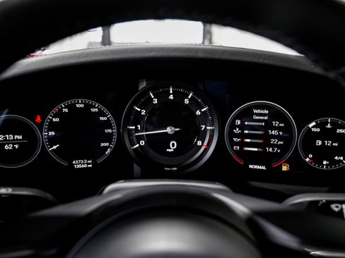 Used 2021 Porsche 911 Carrera S image 11