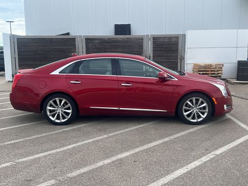 Used 2013 Cadillac XTS Premium FWD image 7