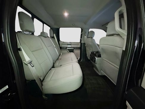 Used 2017 Ford F150 XLT w/ Equipment Group 302A Luxury AWD/4WD image 34