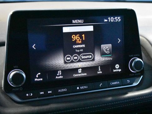 Certified 2023 Nissan Rogue SV image 9