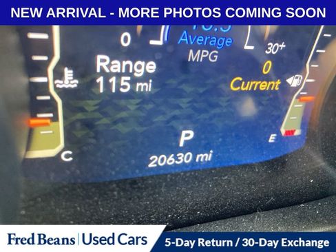 Used 2023 Jeep Gladiator Willys image 13