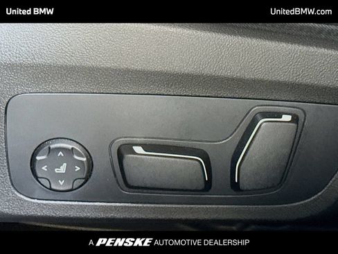 Used 2025 BMW 330i Sedan RWD image 4