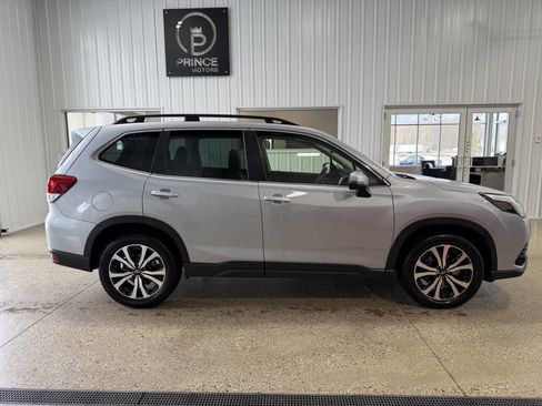 Used 2023 Subaru Forester Limited w/ Popular Package #2 image 6