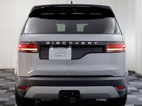 New 2025 Land Rover Discovery S AWD/4WD image 18