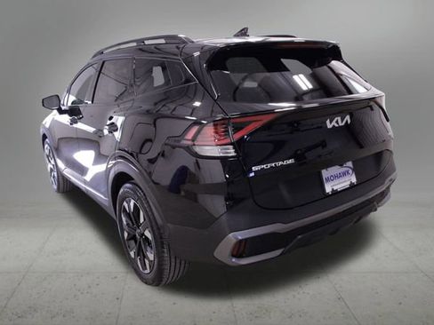 Used 2024 Kia Sportage X-Line image 3