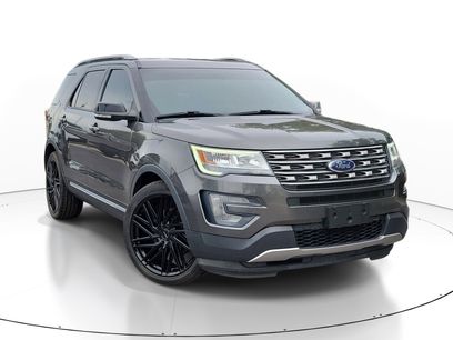 Used 2017 Ford Explorer XLT w/ Equipment Group 202A