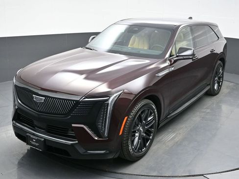 New 2025 Cadillac Escalade IQ Sport 2 w/ LPO, ONYX Package image 27