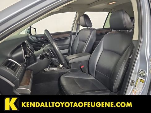 Used 2017 Subaru Outback 3.6R Limited AWD/4WD image 22