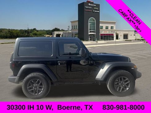 Used 2025 Jeep Wrangler Sport AWD/4WD image 2