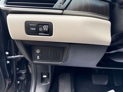 Used 2018 Honda Accord EX-L image 25