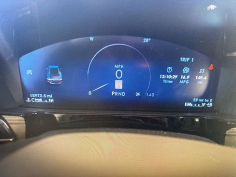 Used 2023 Lincoln Corsair Reserve image 13