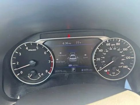 Used 2024 Nissan Altima 2.5 SV FWD image 24