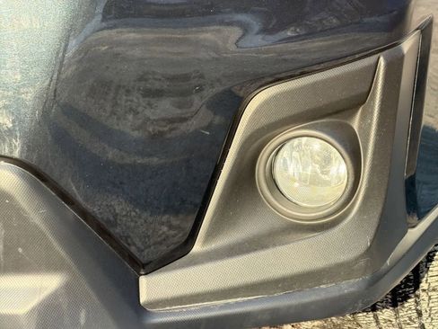 Used 2018 Subaru Crosstrek 2.0i Limited image 11