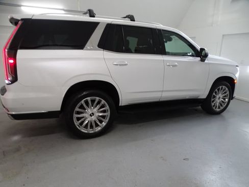 Certified 2022 Cadillac Escalade Premium Luxury AWD/4WD image 26