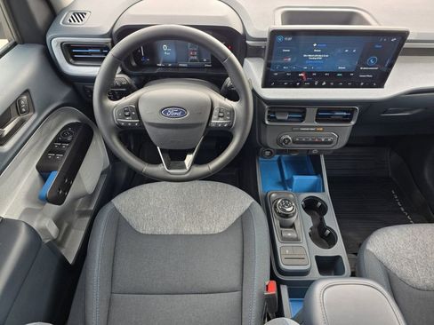 Used 2025 Ford Maverick XLT w/ Equipment Group 301A AWD/4WD image 30