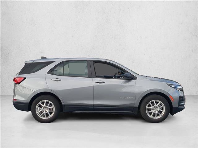 Used 2024 Chevrolet Equinox LS FWD image 4