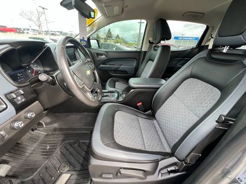 Used 2020 Chevrolet Colorado Z71 image 18