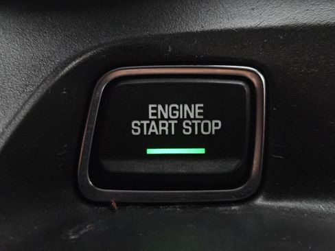 Used 2022 Chevrolet Camaro LT w/ Technology Package RWD image 16