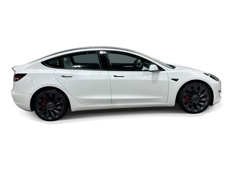 Certified 2022 Tesla Model 3 Performance AWD/4WD image 7