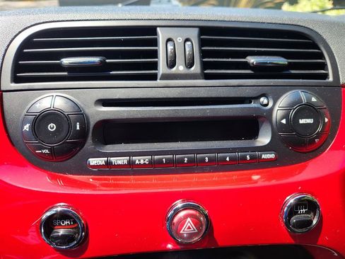 Used 2015 FIAT 500 Sport image 28