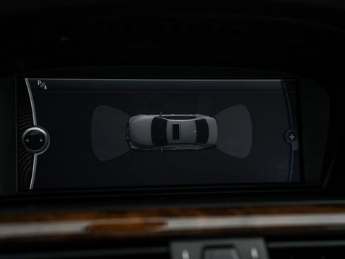 Used 2010 BMW 528i xDrive Sedan image 21