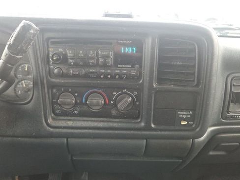 Used 2001 Chevrolet Silverado 1500 LS w/ Off-Road Chassis Pkg image 19