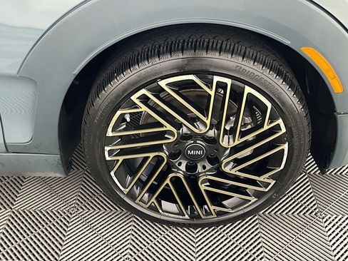 Used 2024 MINI Cooper Clubman S w/ MINI Untold Edition image 11