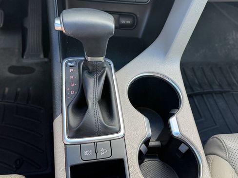 Used 2021 Kia Sportage EX FWD image 19