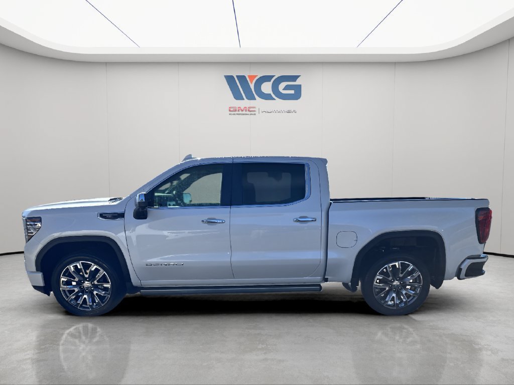 Used 2024 GMC Sierra 1500 Denali w/ Denali Reserve Package AWD/4WD image 6