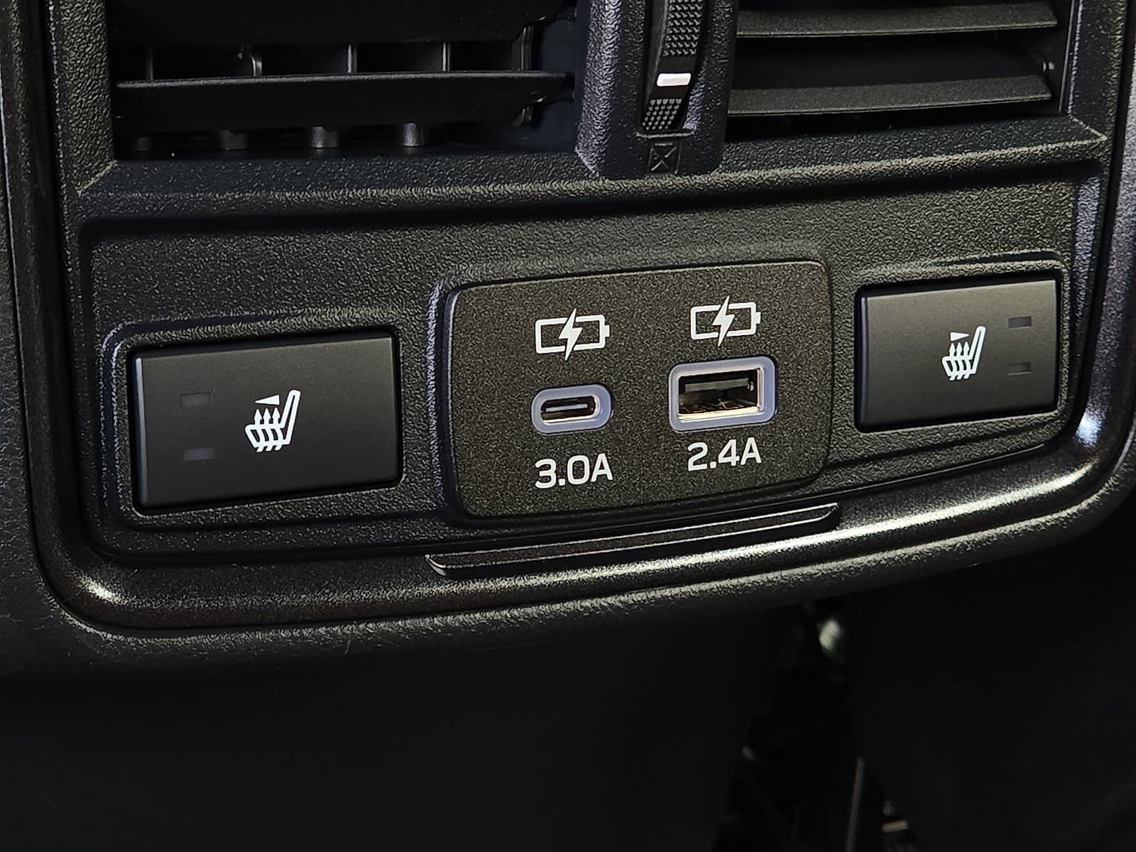 Certified 2025 Subaru Forester Touring AWD/4WD image 11