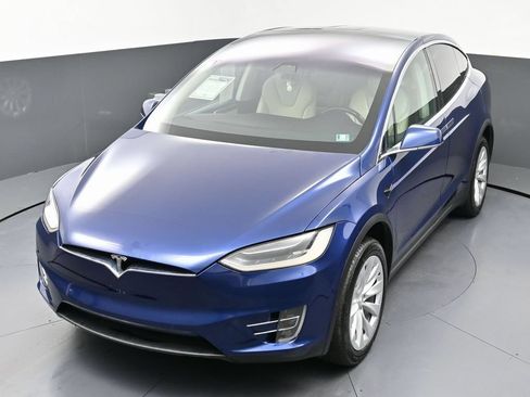 Used 2017 Tesla Model X 100D AWD/4WD image 50