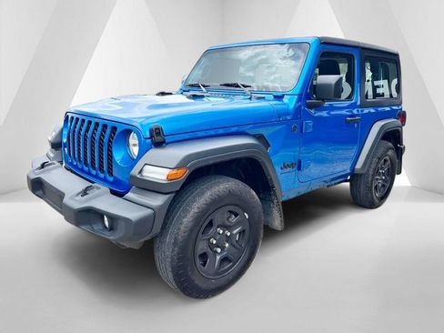 Used 2024 Jeep Wrangler Sport AWD/4WD image 3