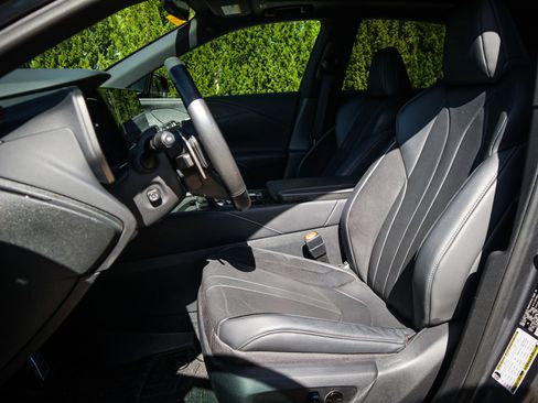 Used 2023 Lexus RX 500h F Sport w/ Cold Area Package image 7