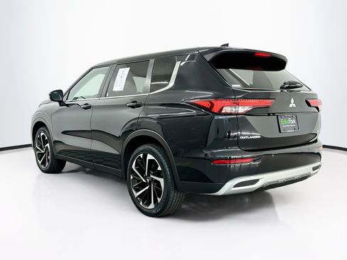 Used 2024 Mitsubishi Outlander SE AWD/4WD image 5