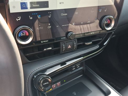 Certified 2023 Lexus NX 350 AWD image 17