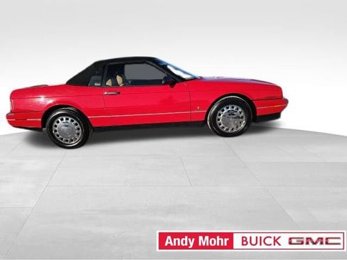 Used 1993 Cadillac Allante image 22